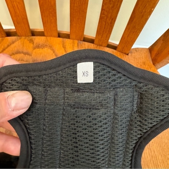 π 6/$60, Service Dog In Training, XSmall Dog, Adjustable Harness, Red Black - Picture 6 of 8